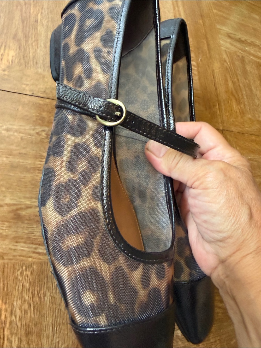 Donald J. Pliner Ditzy Leopard Print Mary Jane Flats with Black Trim - Picture 5 of 11